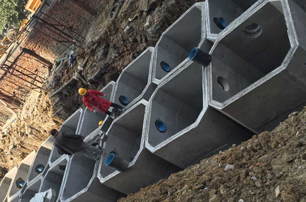 化糞池施工現(xiàn)場(chǎng)